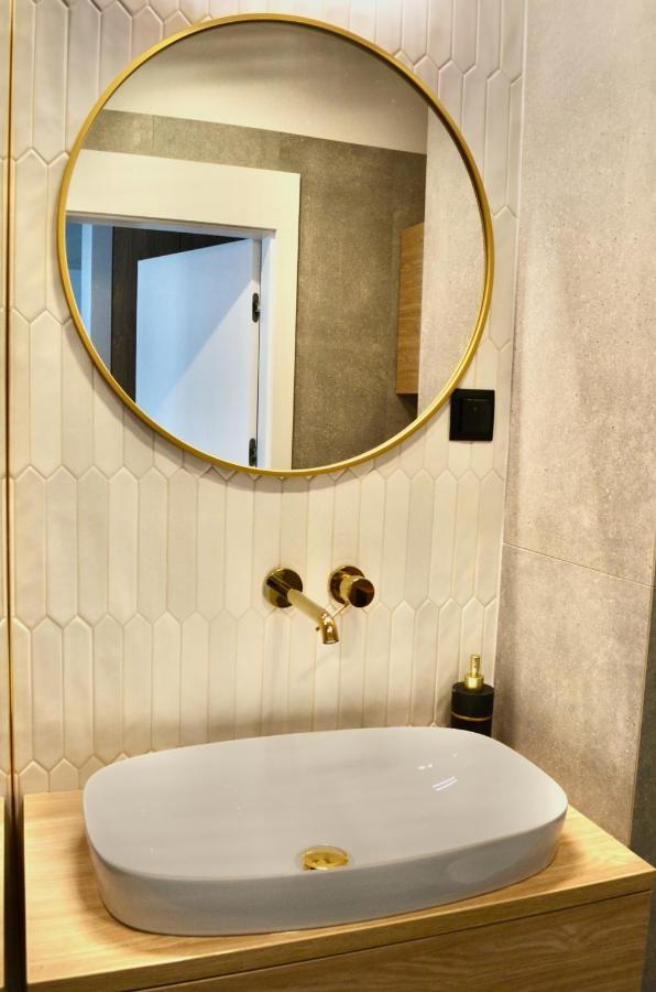 גדינייה Plac Unii Gold Apartment מראה חיצוני תמונה
