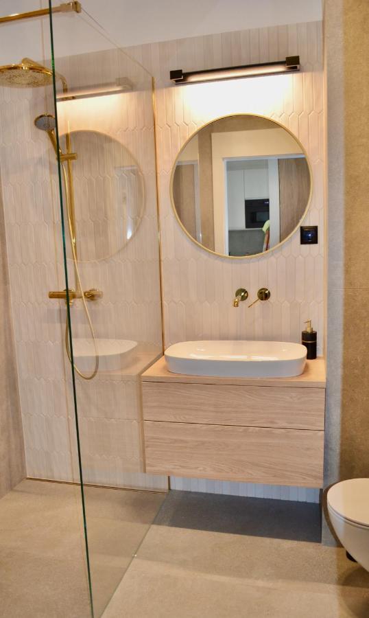 גדינייה Plac Unii Gold Apartment מראה חיצוני תמונה